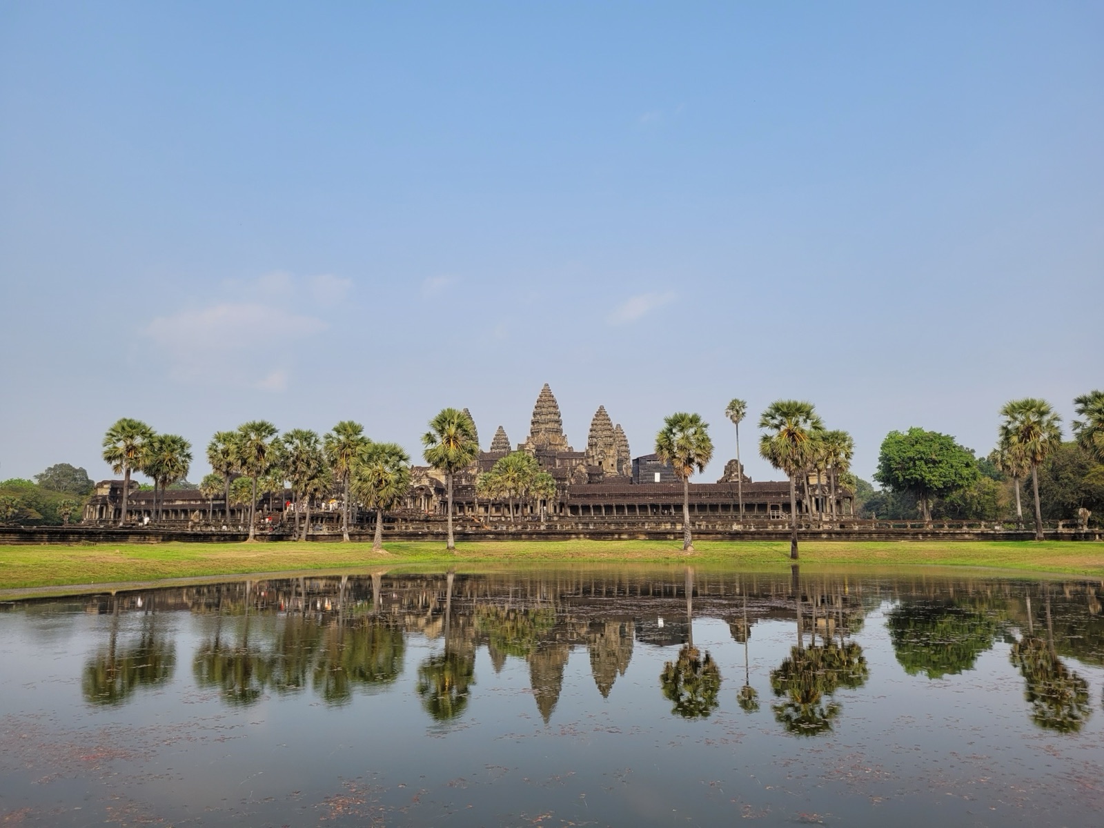 Świątynia Angkor Wat o świcie, Kambodża